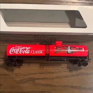 IHC Coca-Cola Coke “Enjoy Coca-Cola Classic” Tanker Freight Car HO Scale (NEW)